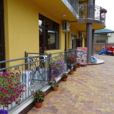 Коралл - Coral Sea Hotel Цандрипш Екстериор снимка