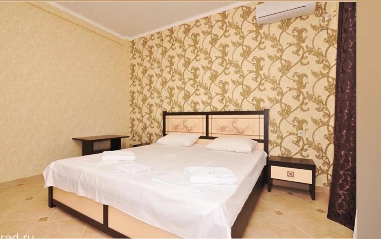 Коралл - Coral Sea Hotel Цандрипш Екстериор снимка
