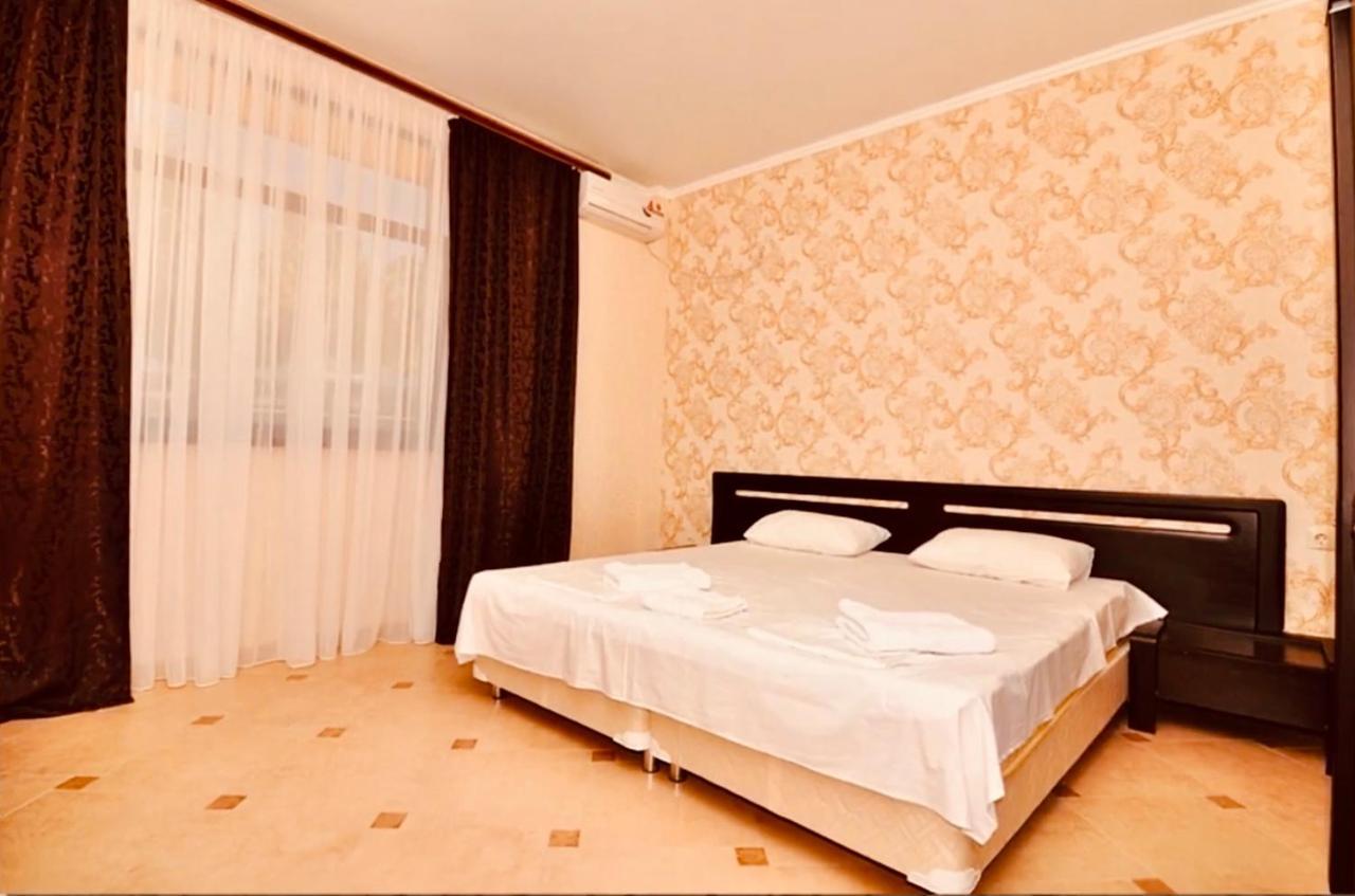 Коралл - Coral Sea Hotel Цандрипш Екстериор снимка