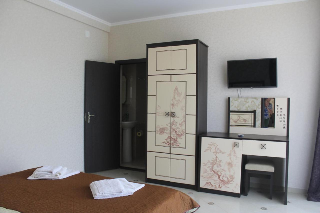 Коралл - Coral Sea Hotel Цандрипш Екстериор снимка